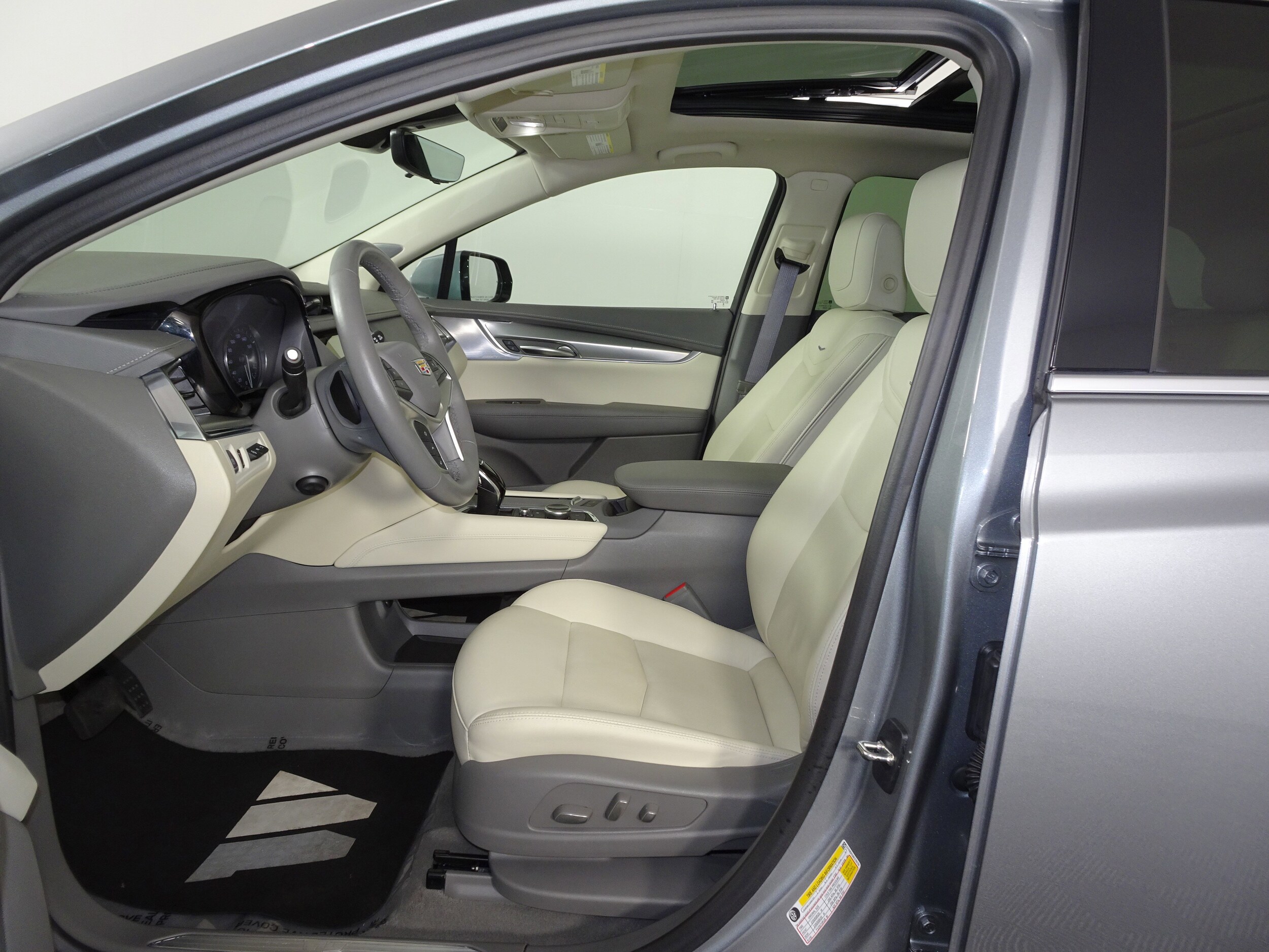2024 Cadillac XT5 Premium Luxury photo 4