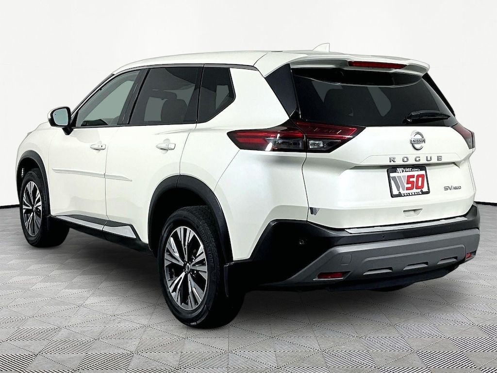 Used 2021 Nissan Rogue SV SUV