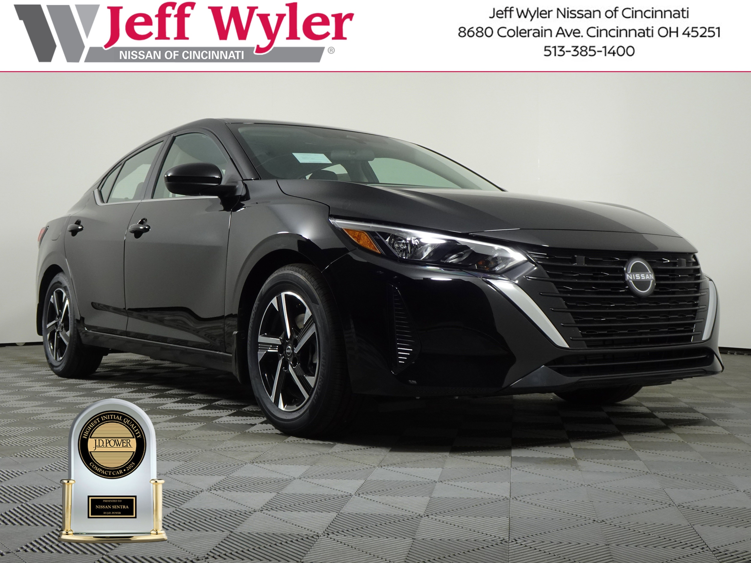 2025 Nissan Sentra SV's photo