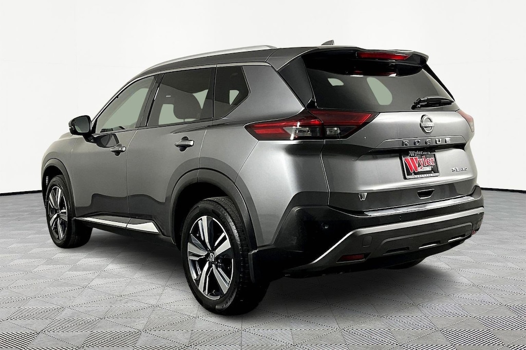 Used 2023 Nissan Rogue SL SUV