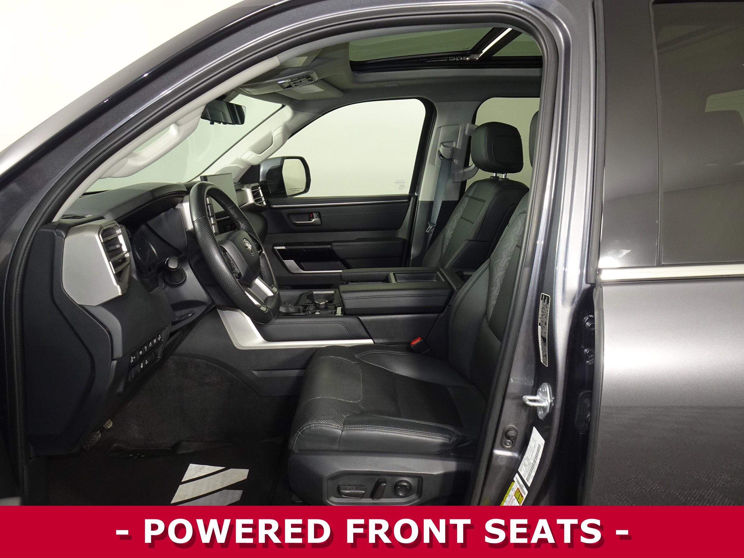 2023 Toyota Tundra Limited photo 4