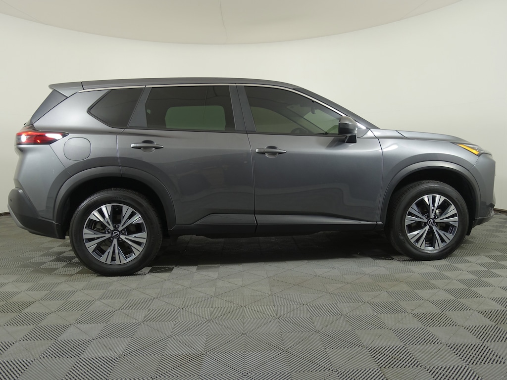 Used 2023 Nissan Rogue SV SUV