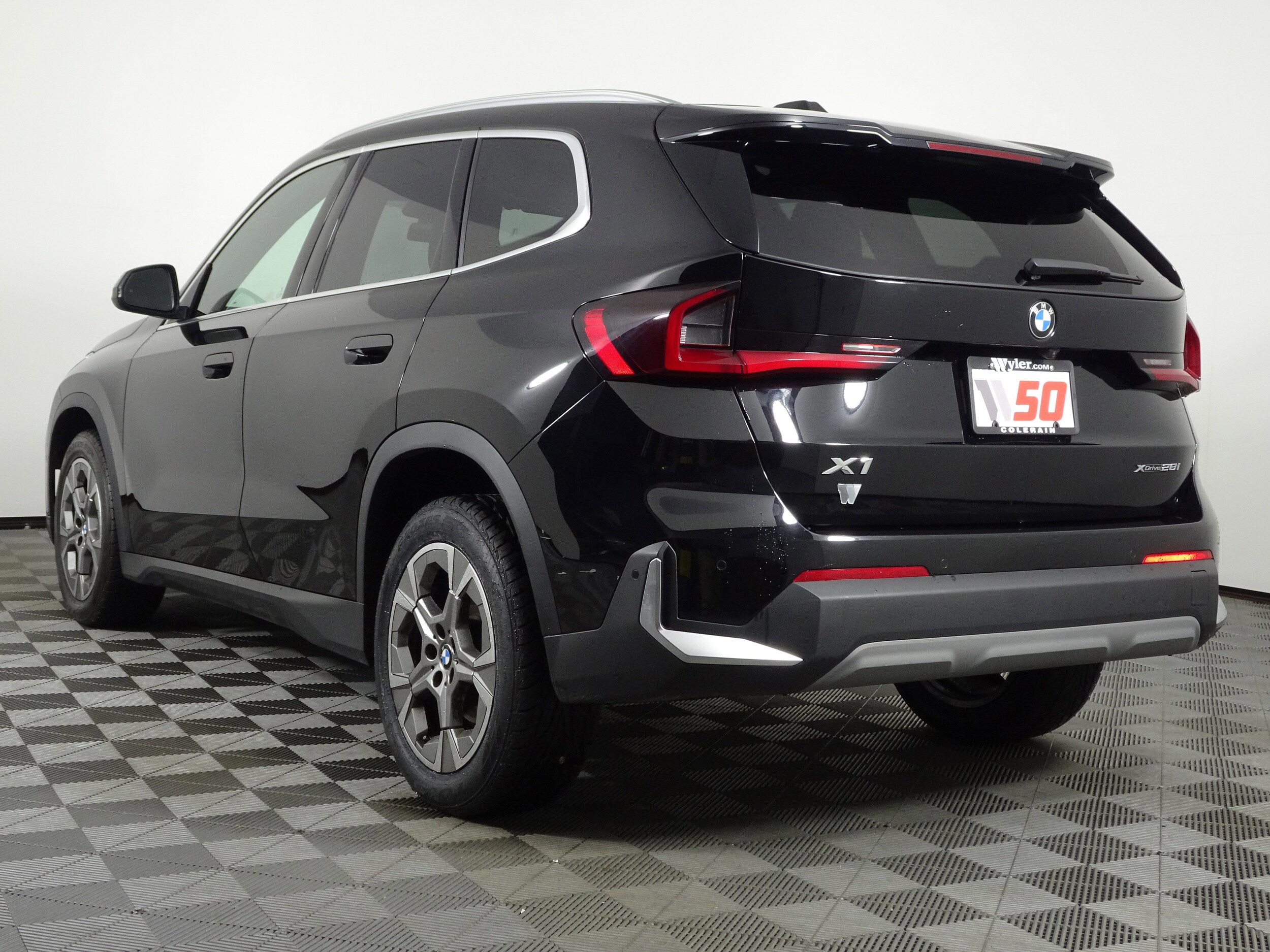 2023 Bmw X1 XDrive28i photo 2