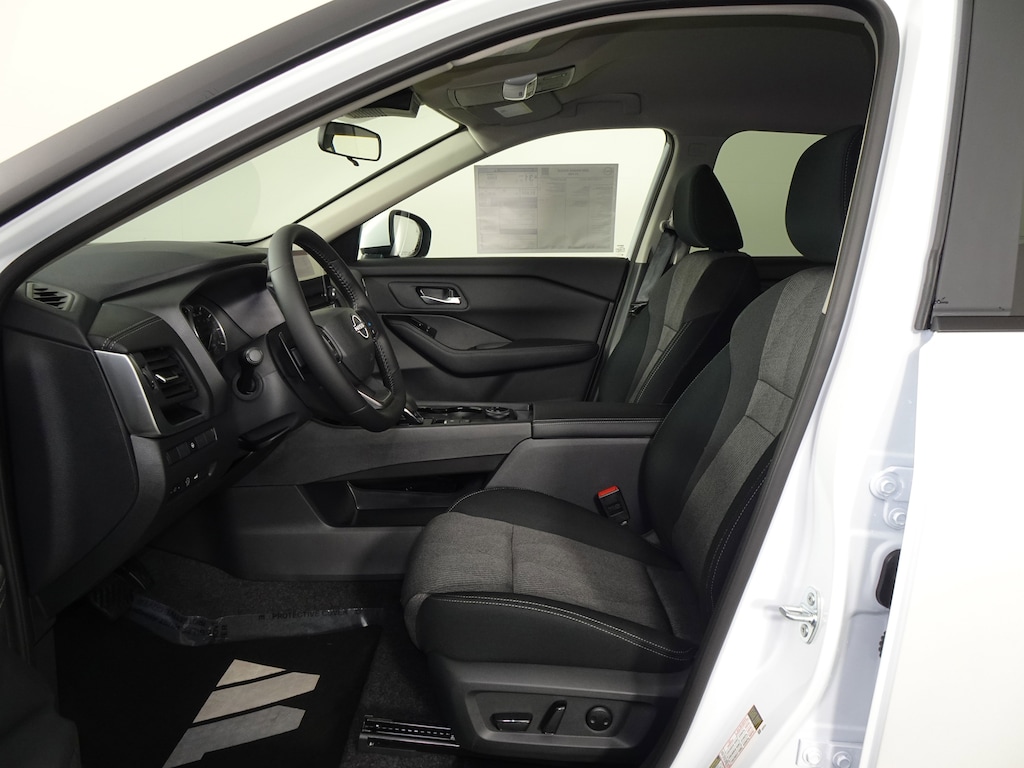 New 2026 Nissan Rogue SV SUV