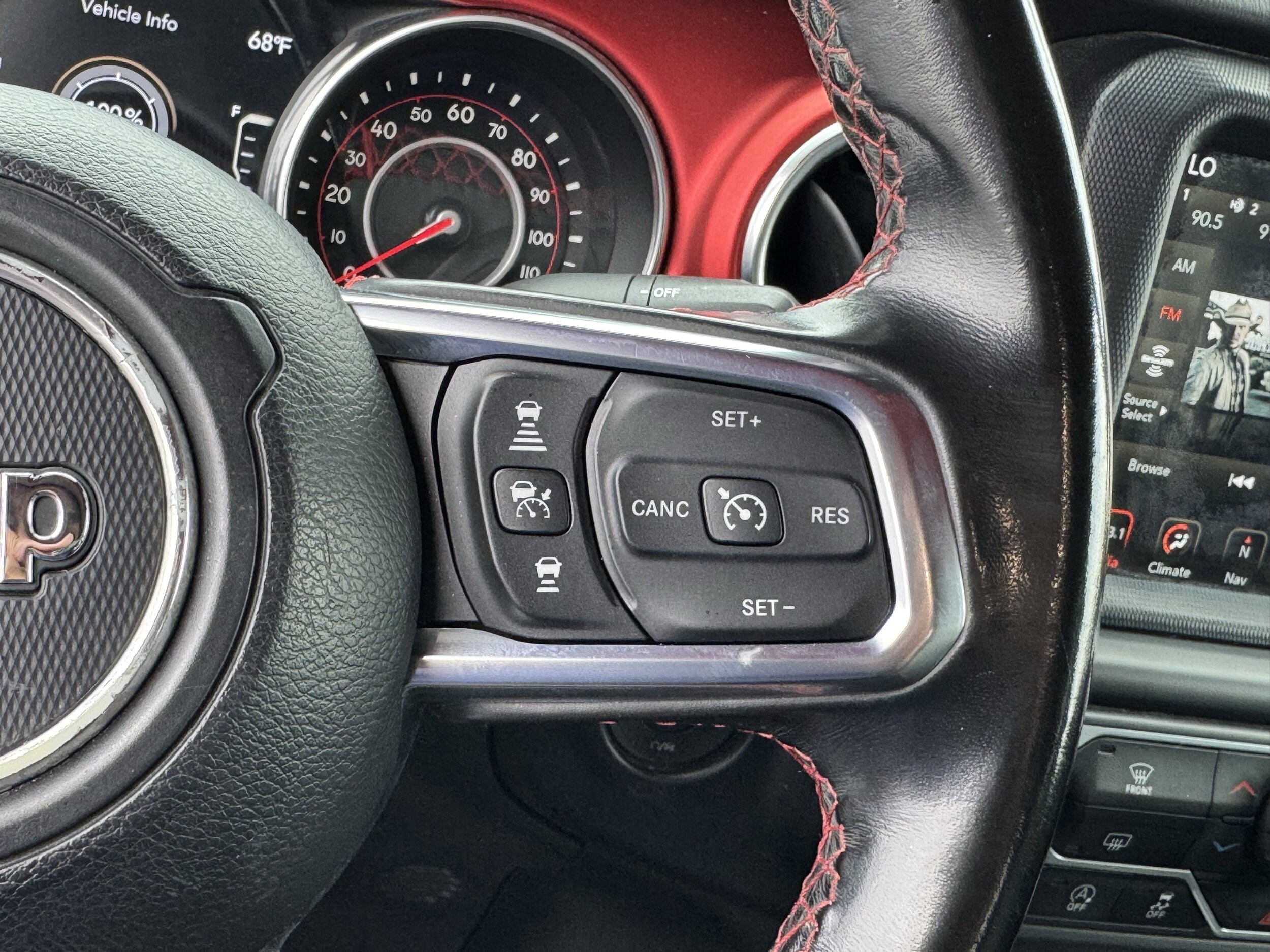 2020 Jeep Gladiator Rubicon photo 4