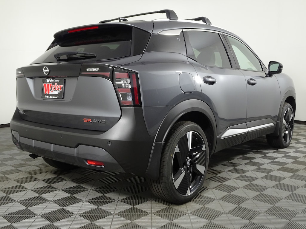 New 2026 Nissan Kicks SR SUV