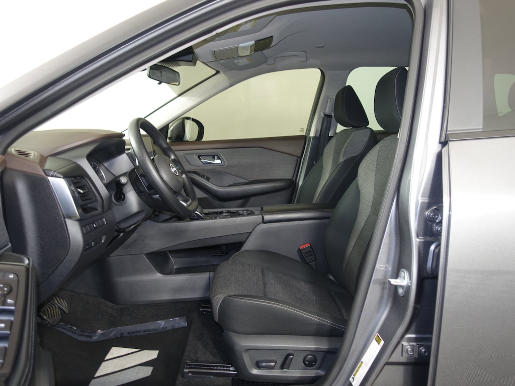 Used 2023 Nissan Rogue SV SUV