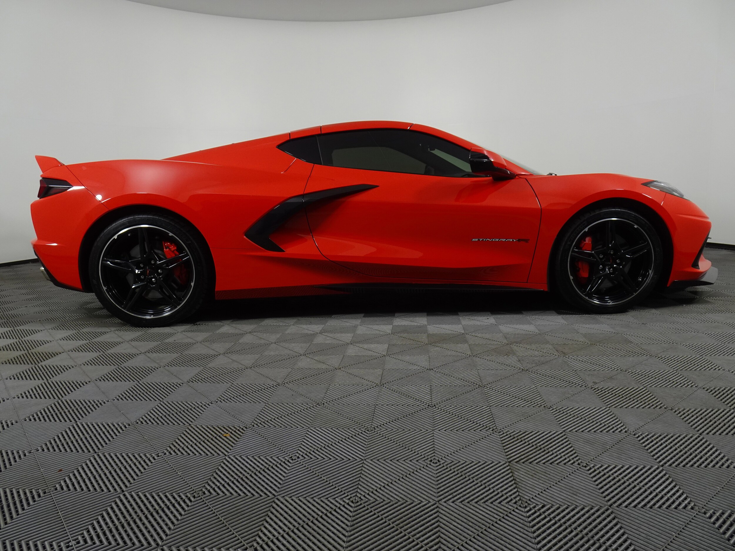 2022 Chevrolet Corvette Stingray Coupe 2LT photo 2