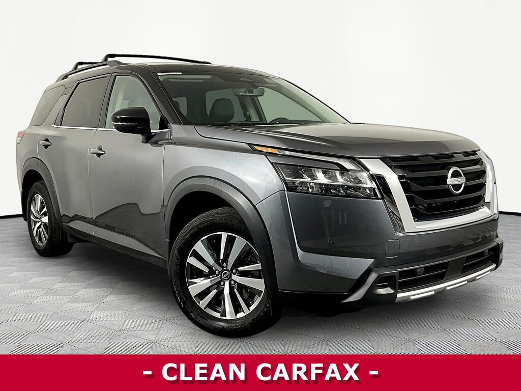 Used 2024 Nissan Pathfinder SL SUV