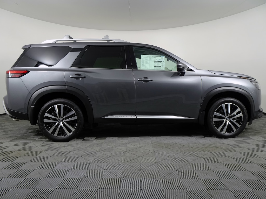 New 2025 Nissan Pathfinder Platinum SUV