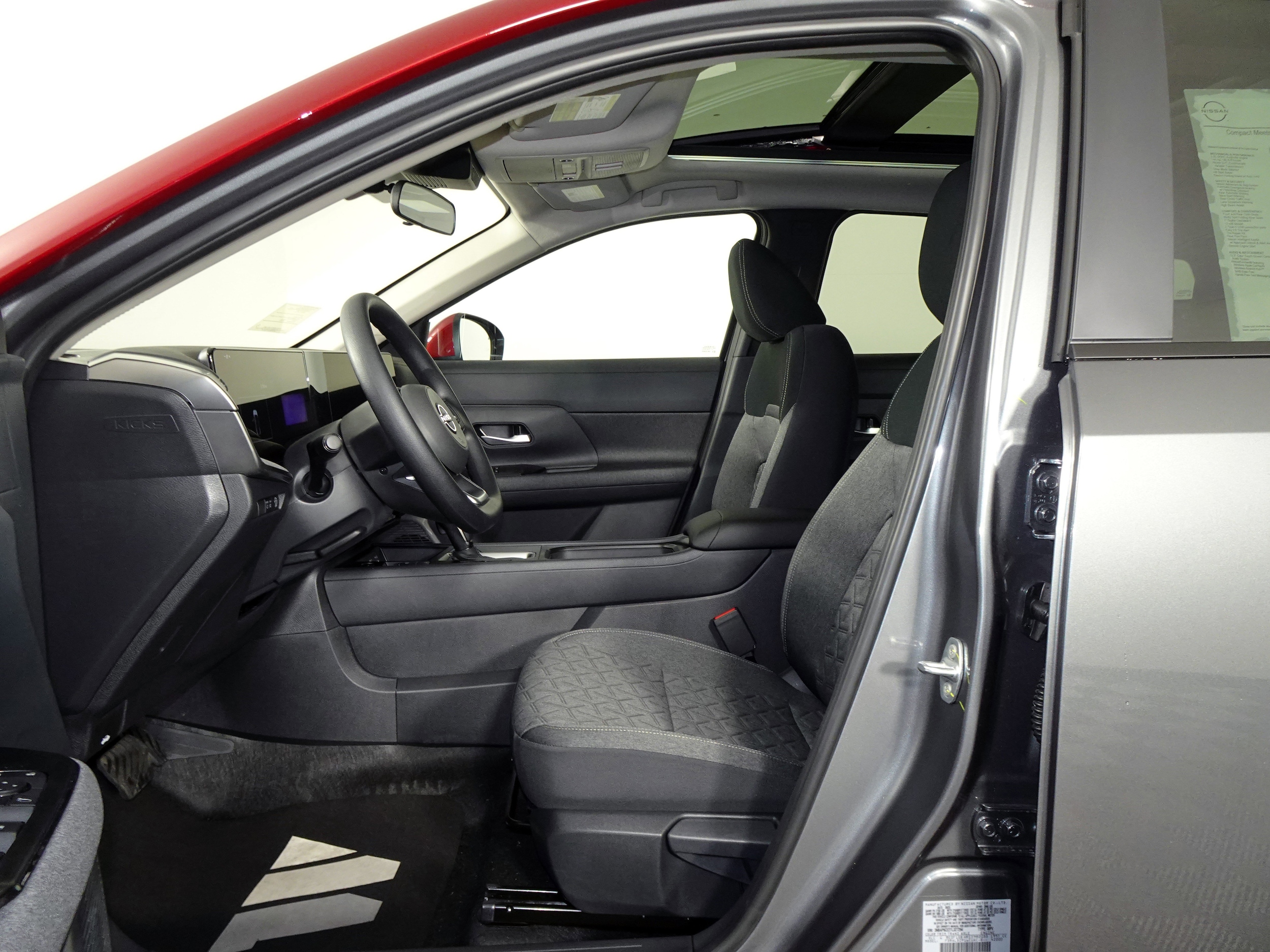 2026 Nissan Kicks SV photo 3