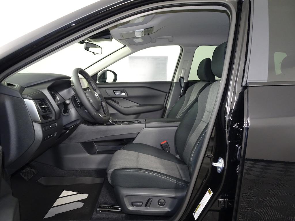 New 2026 Nissan Rogue SV SUV