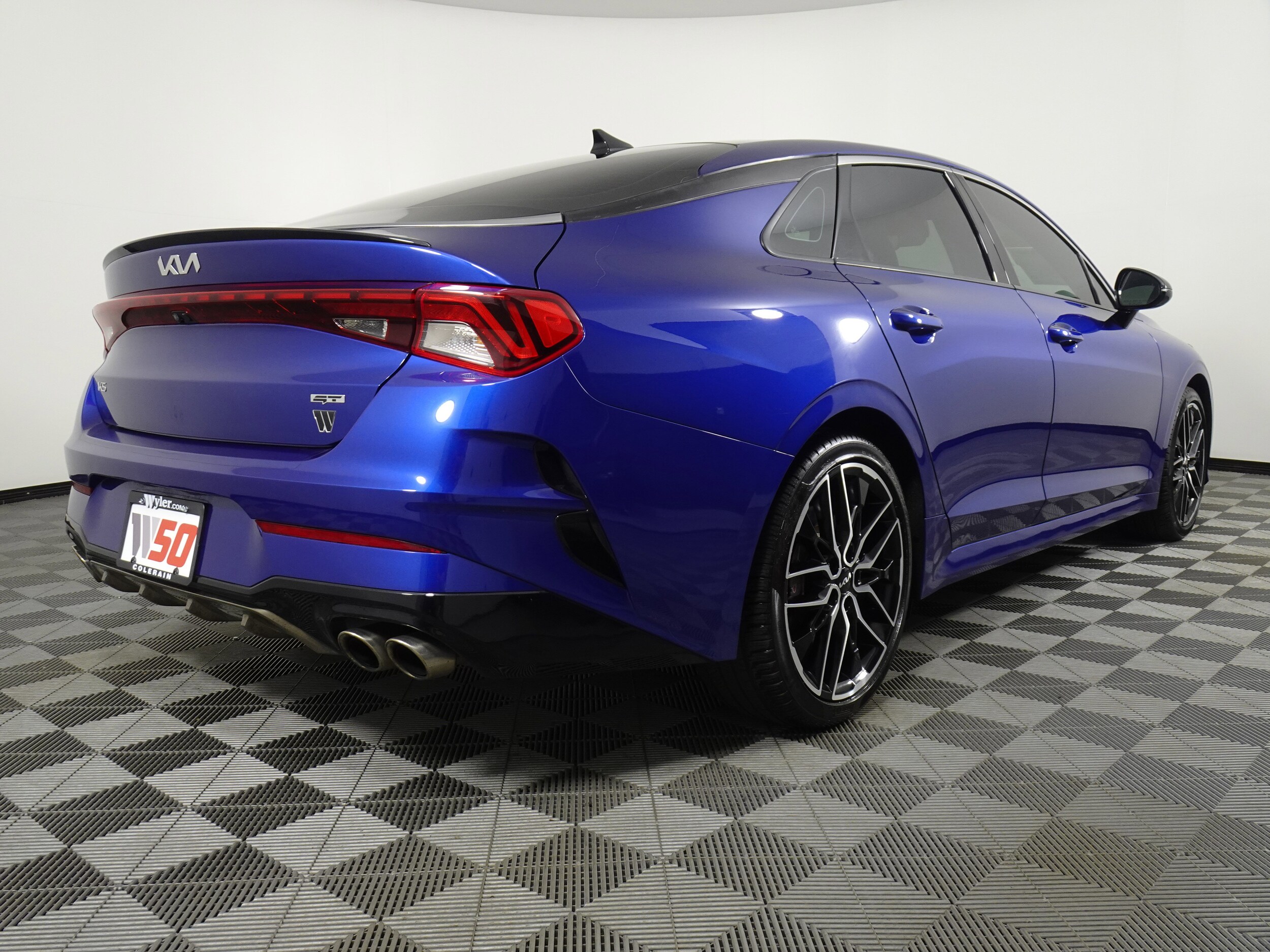 2023 Kia K5 GT photo 3