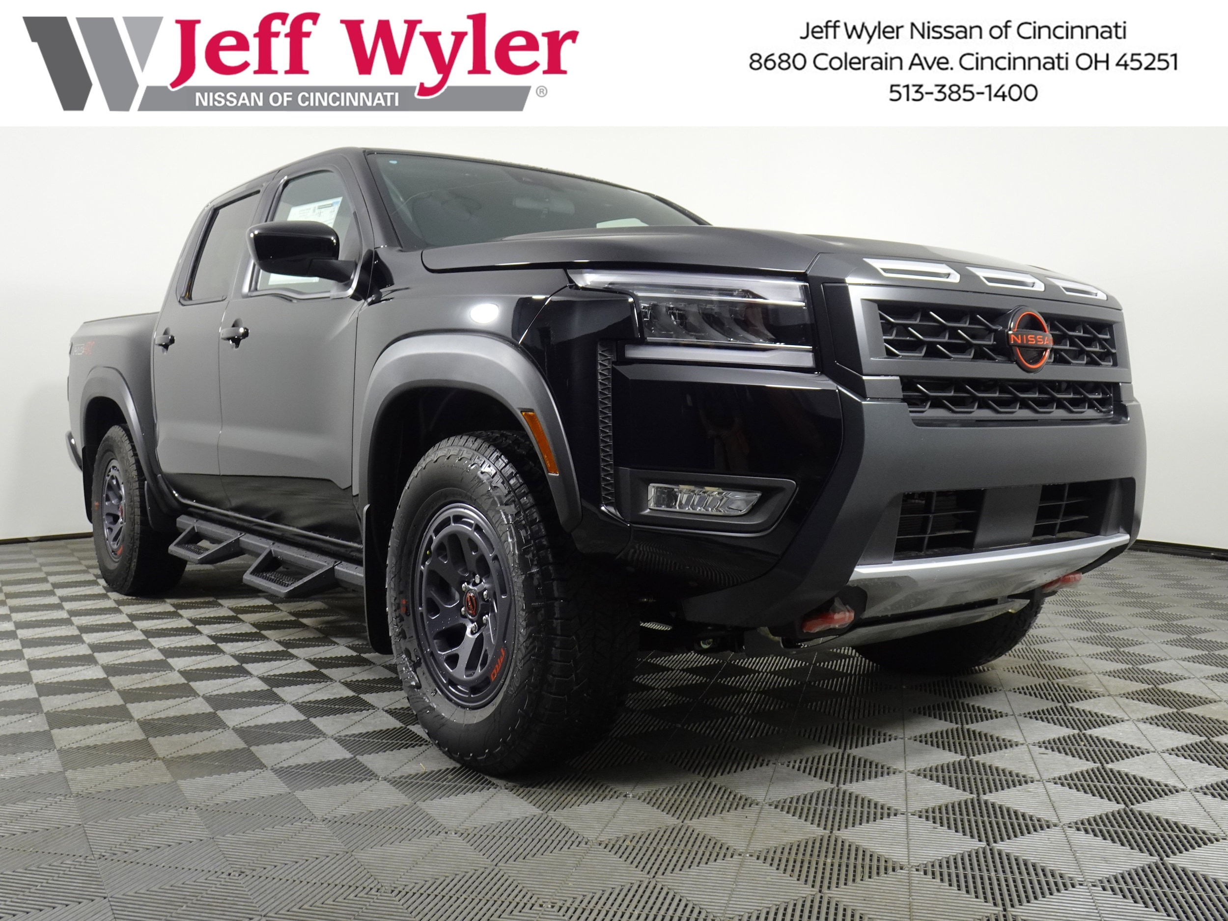 2025 Nissan Frontier Truck Crew Cab 