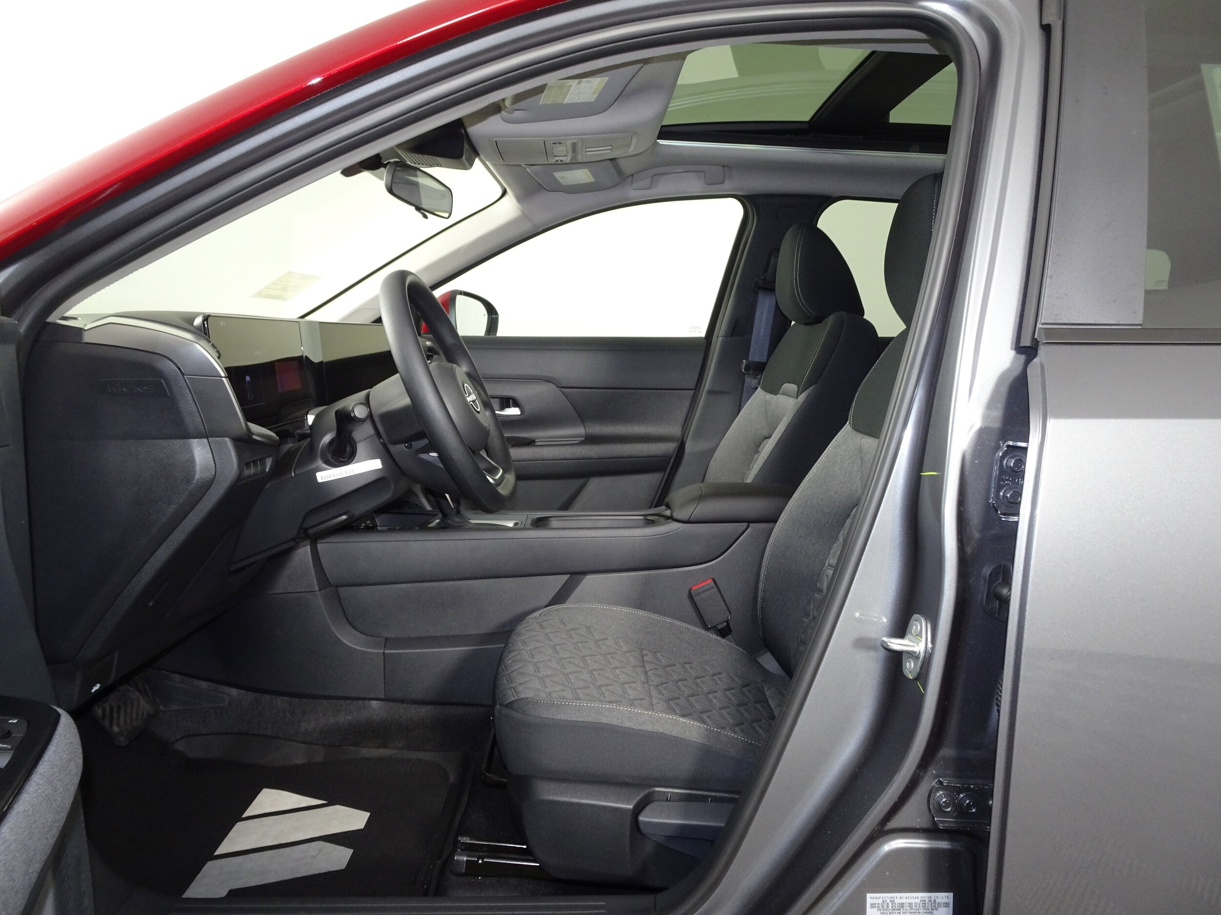 2026 Nissan Kicks SV photo 3