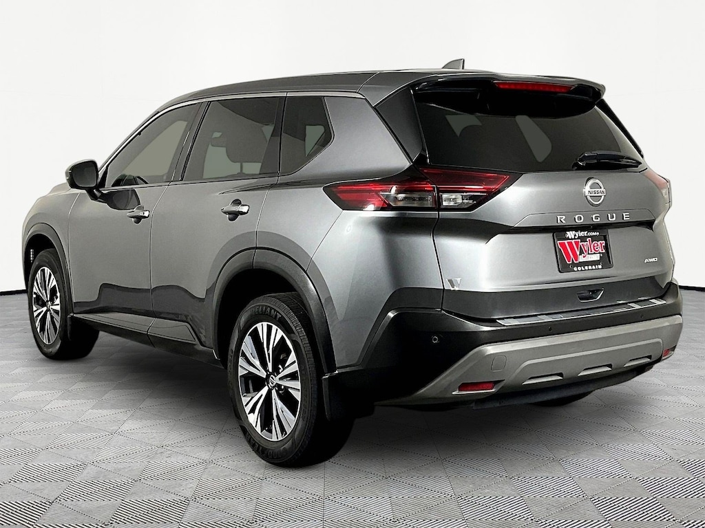 Used 2021 Nissan Rogue SV SUV