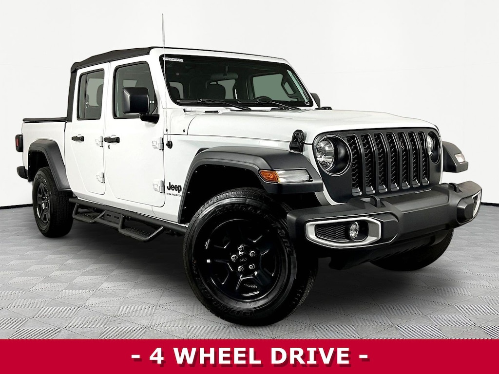 Used 2023 Jeep Gladiator Sport Truck