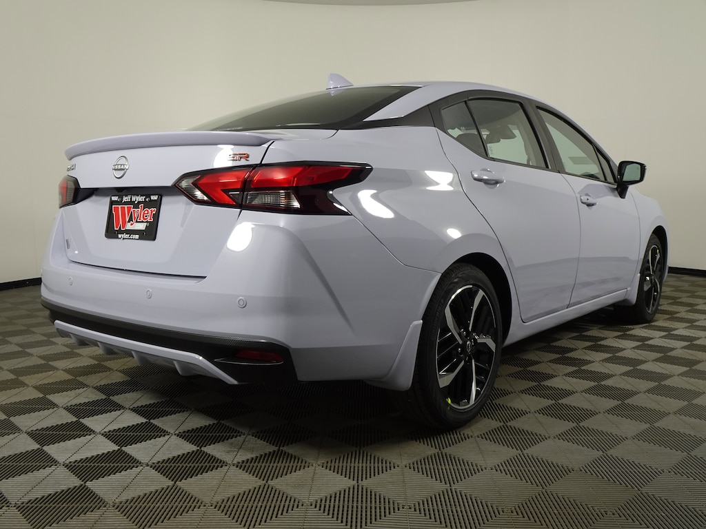 New 2025 Nissan Versa SR Sedan
