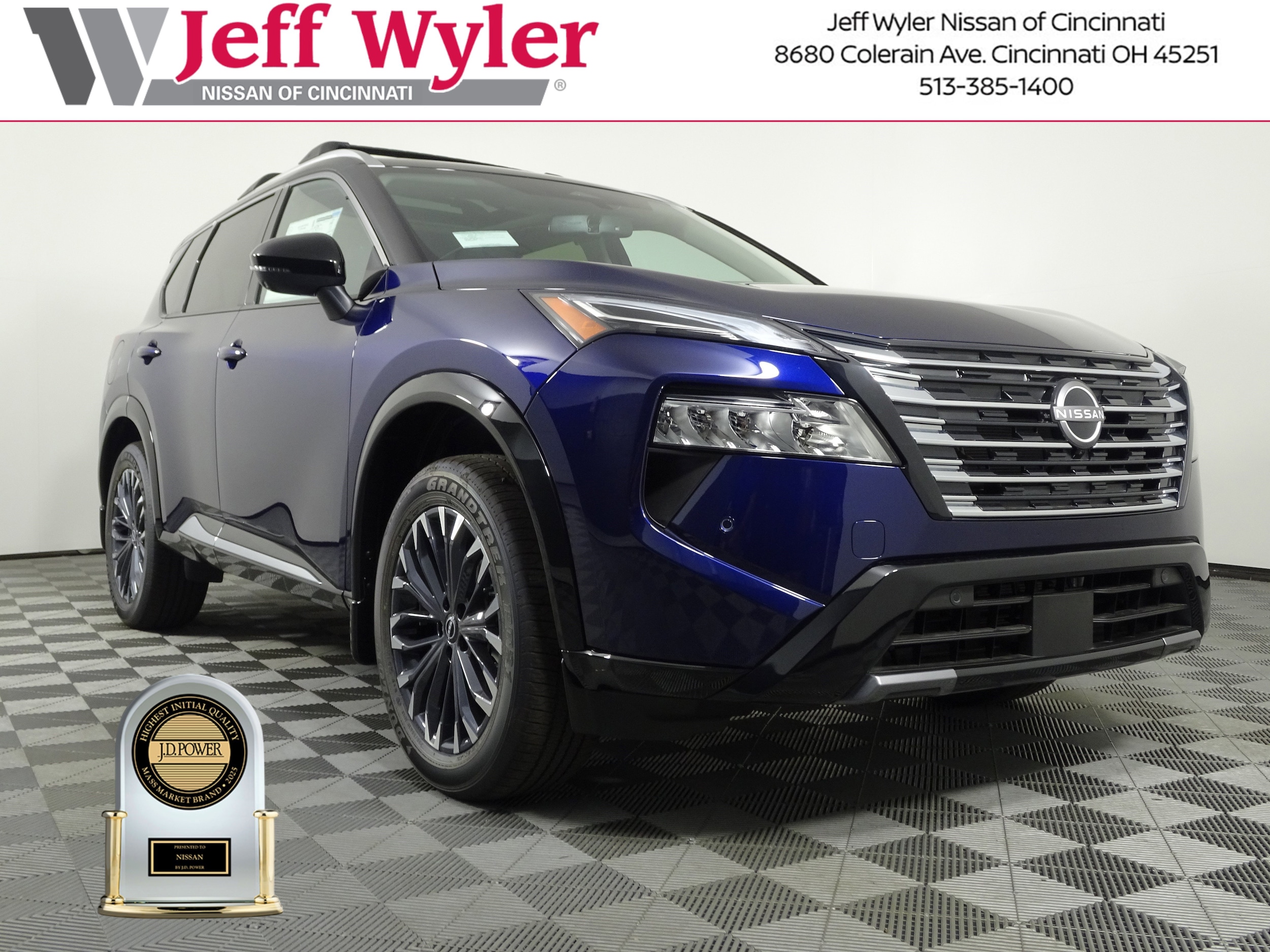 2026 Nissan Rogue Platinum's photo