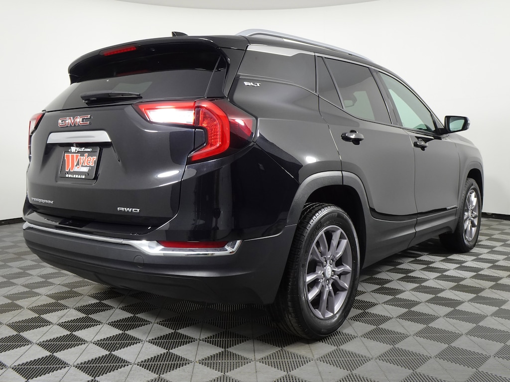 Used 2023 GMC Terrain SLT SUV