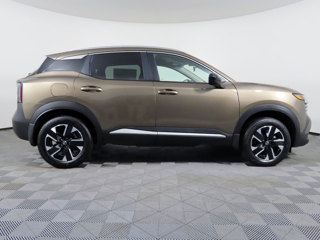 New 2026 Nissan Kicks SV SUV