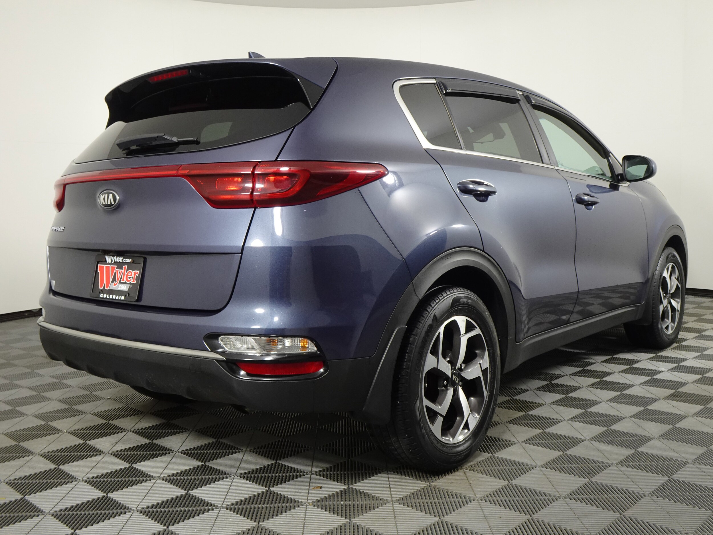 2020 Kia Sportage LX photo 3