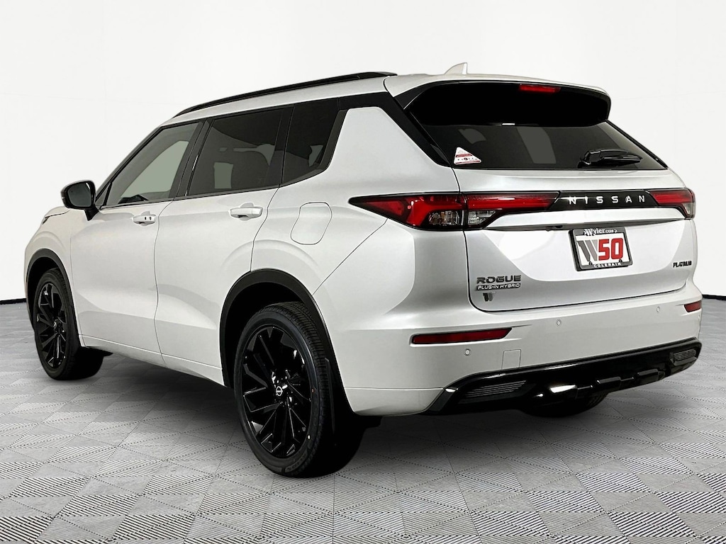 New 2026 Nissan Rogue Plug-In Hybrid Platinum SUV
