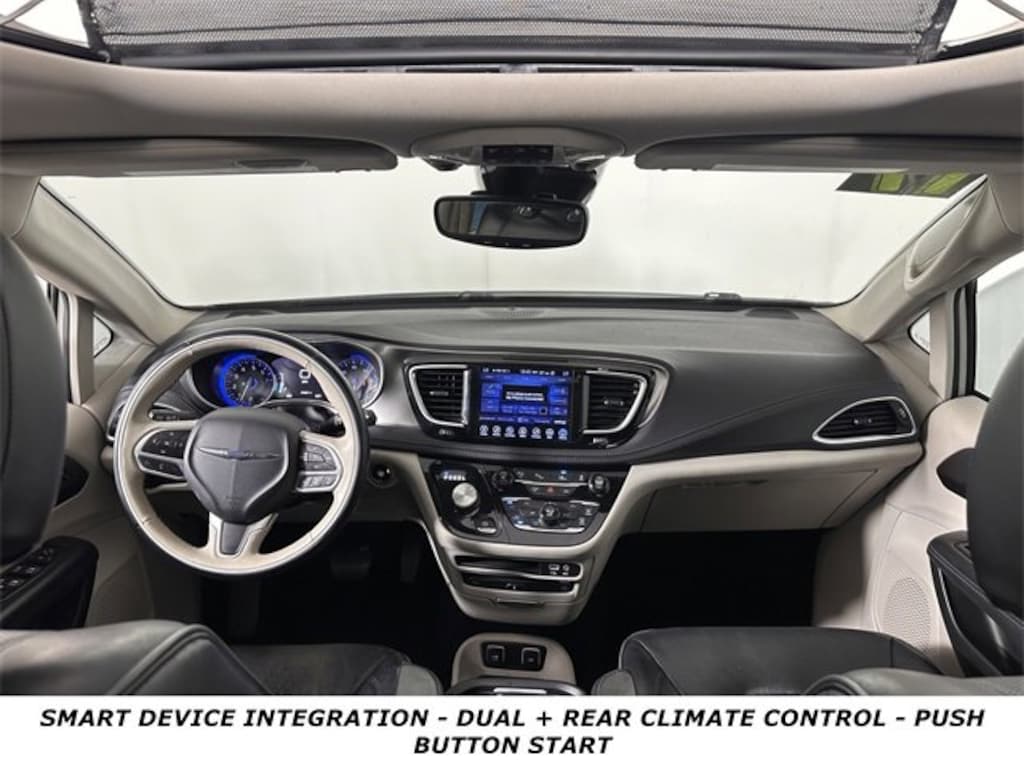 Used 2017 Chrysler Pacifica