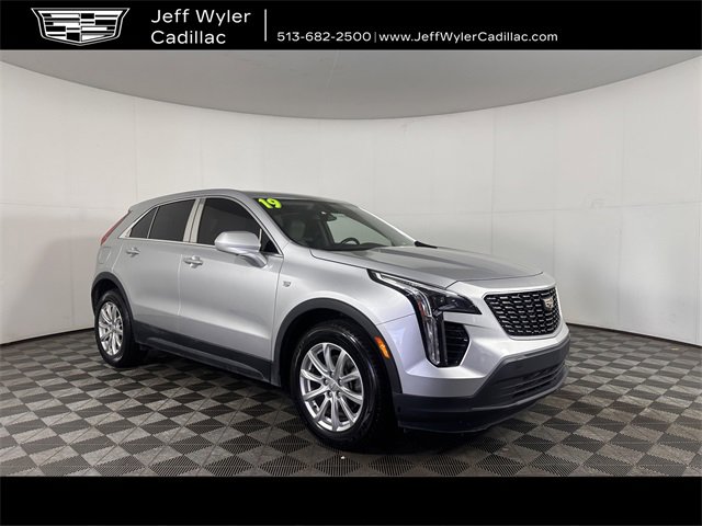 2019 CADILLAC XT4 SUV 