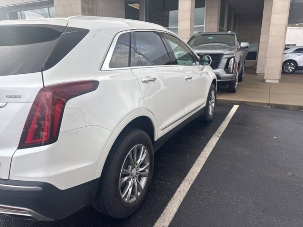 Used 2023 CADILLAC XT5 SUV