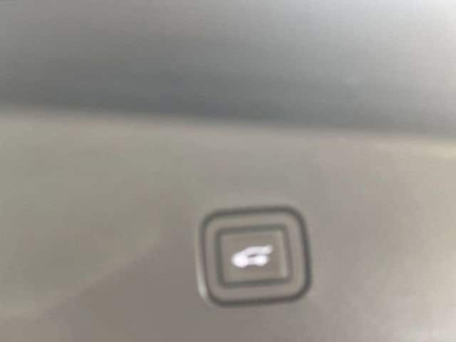 2026 Cadillac VISTIQ Sport - Photo 19