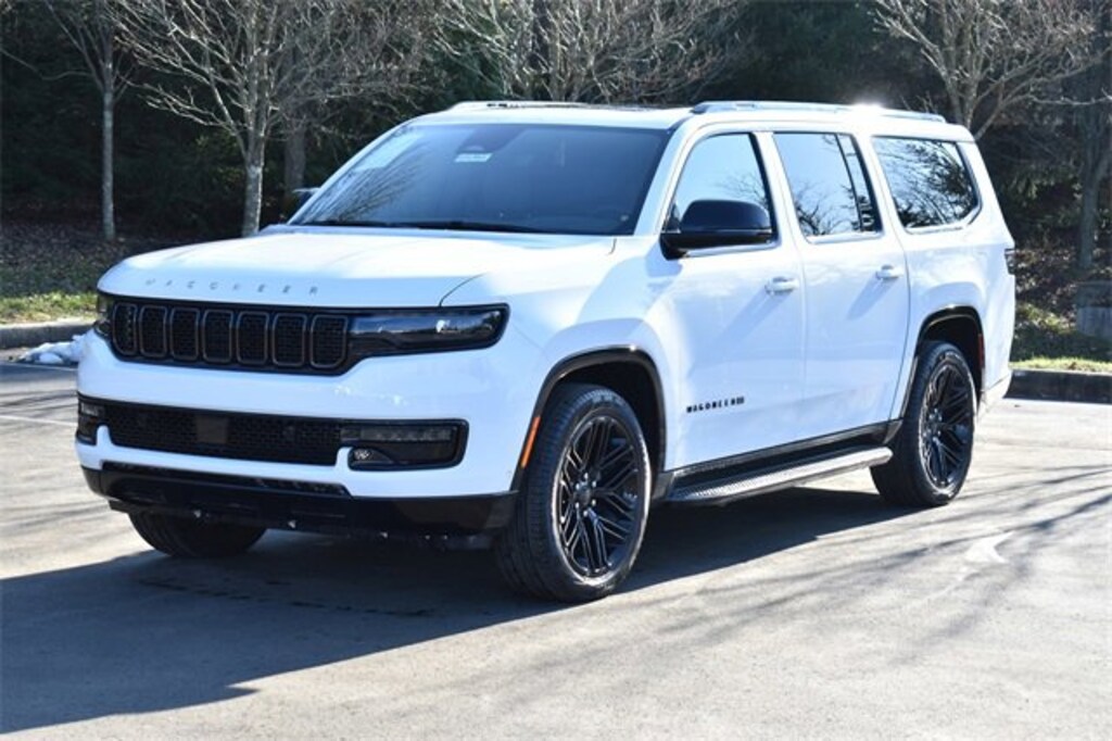 Used 2025 Jeep Wagoneer L