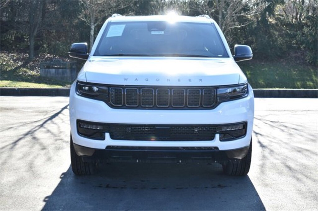 Used 2025 Jeep Wagoneer L