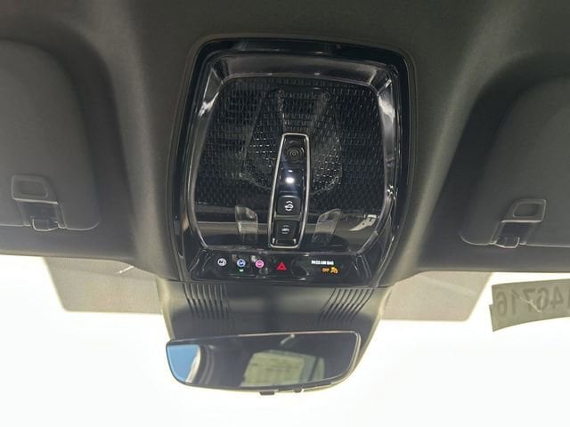 2026 Cadillac VISTIQ Sport - Photo 23