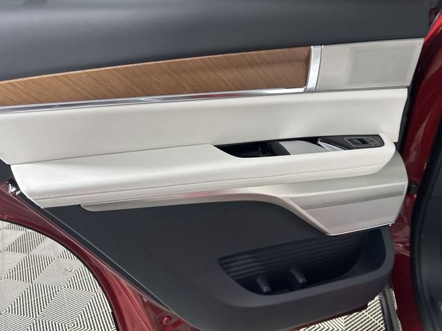 2026 Cadillac VISTIQ Sport - Photo 38