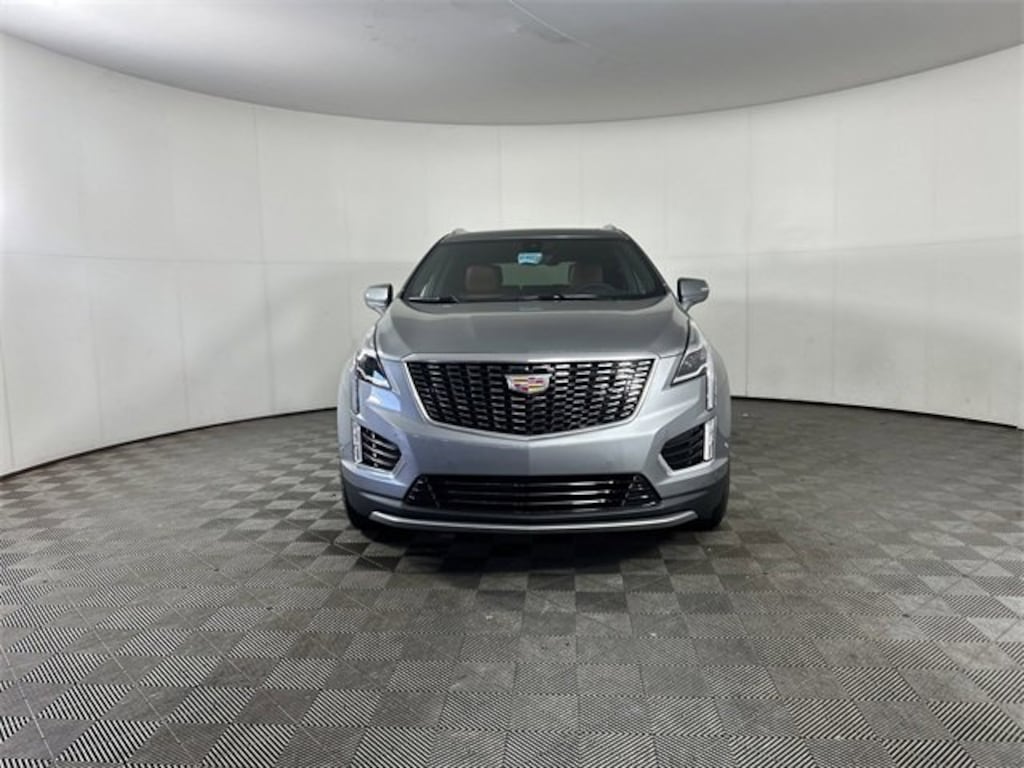 New 2025 CADILLAC XT5 Premium Luxury SUV