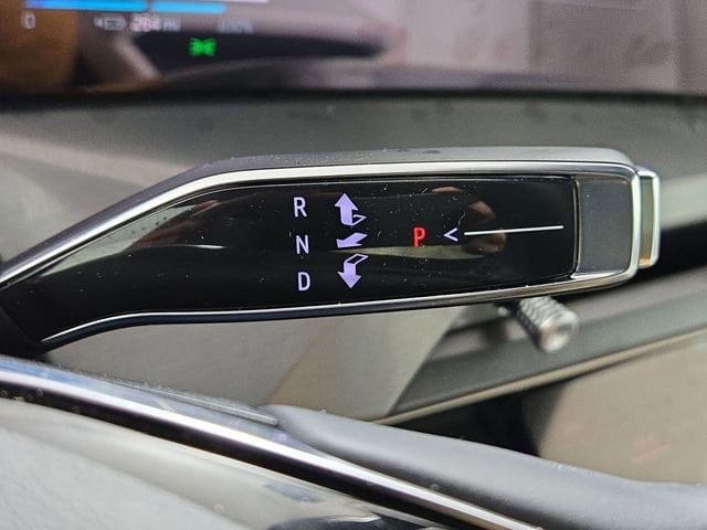 2026 Cadillac VISTIQ Sport - Photo 11