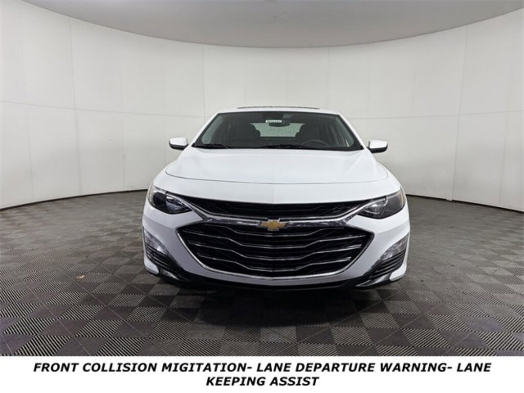 Used 2024 Chevrolet Malibu Car