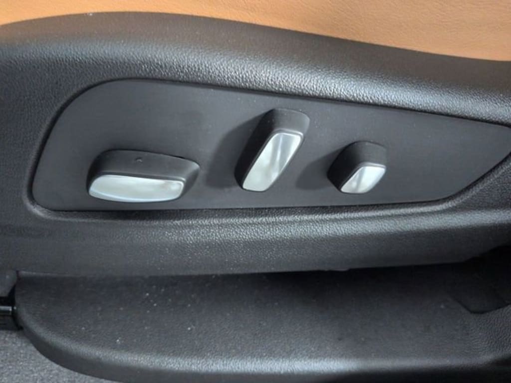 New 2025 CADILLAC XT5 Premium Luxury SUV