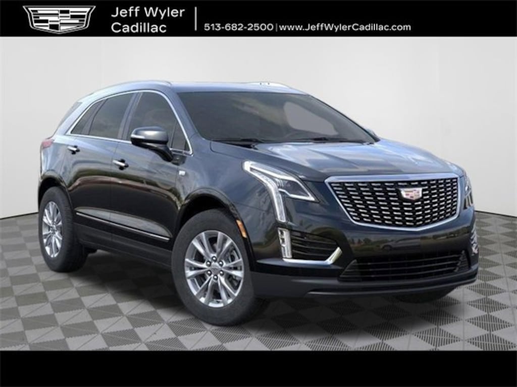 New 2025 CADILLAC XT5 Luxury SUV