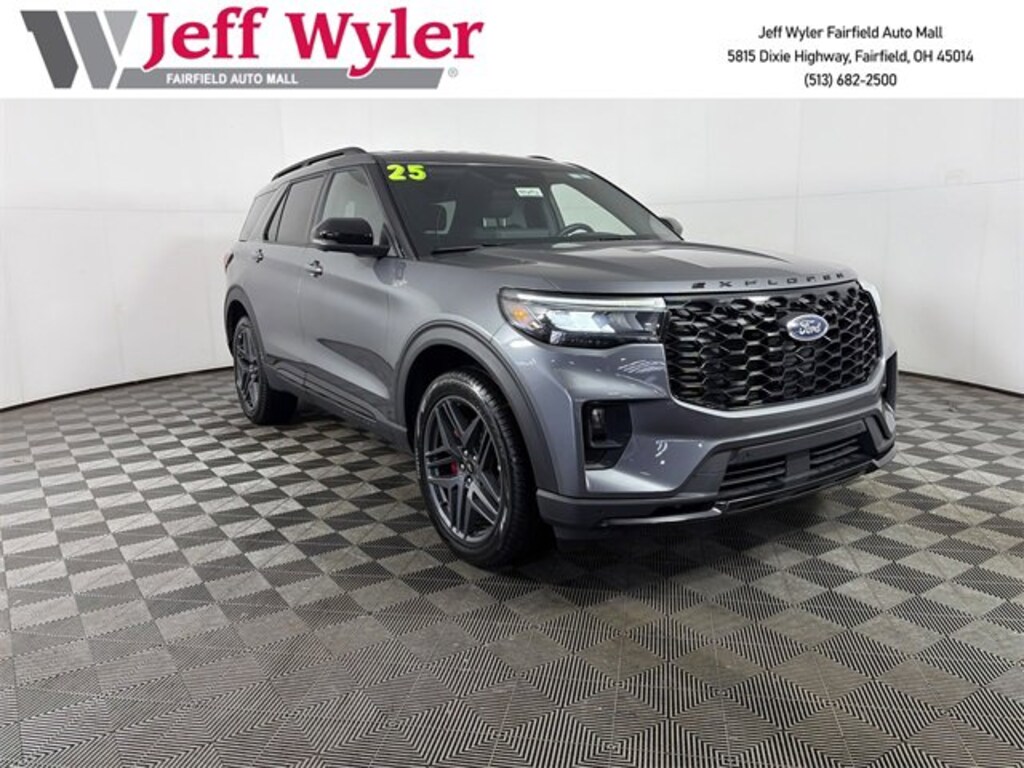 Used 2025 Ford Explorer