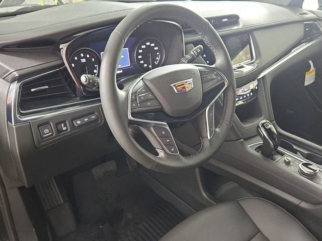 2026 Cadillac XT5 Premium Luxury - Photo 6
