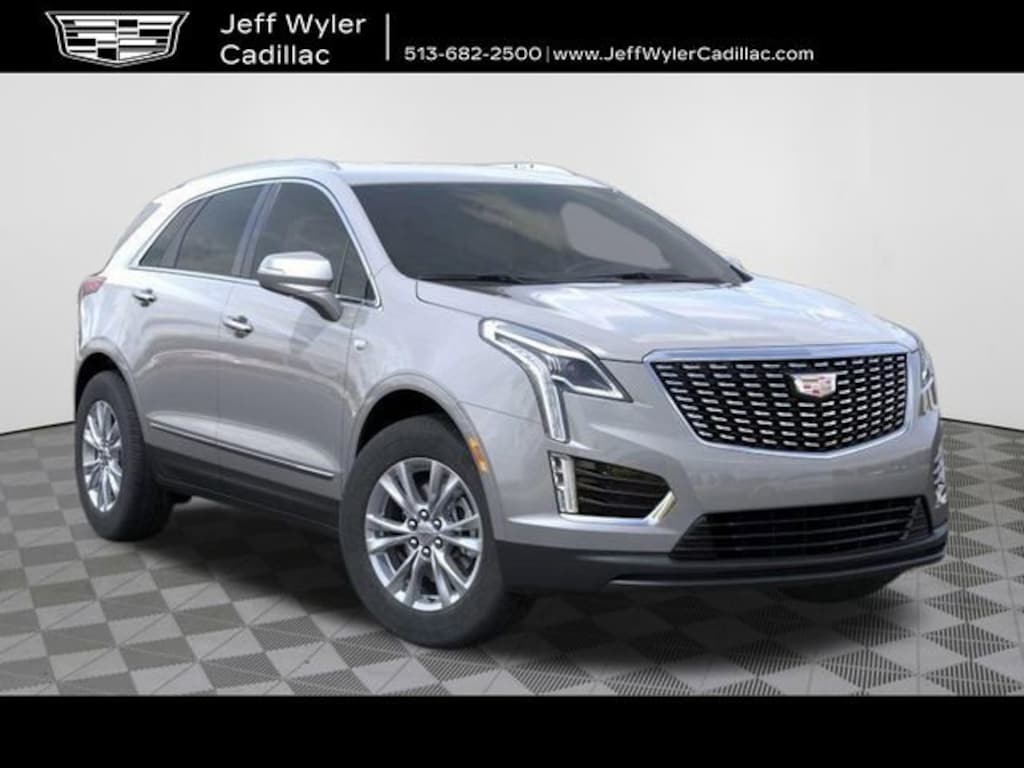 New 2025 CADILLAC XT5 Luxury SUV