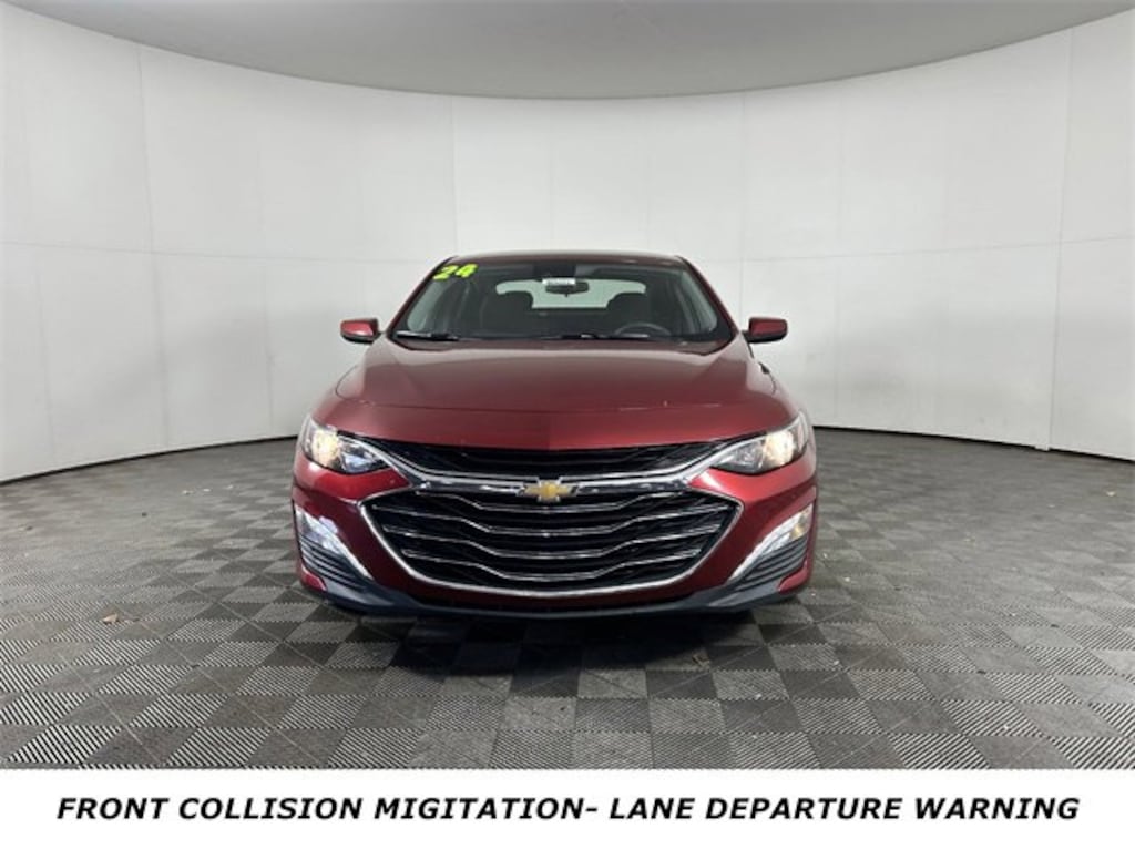 Used 2024 Chevrolet Malibu Car