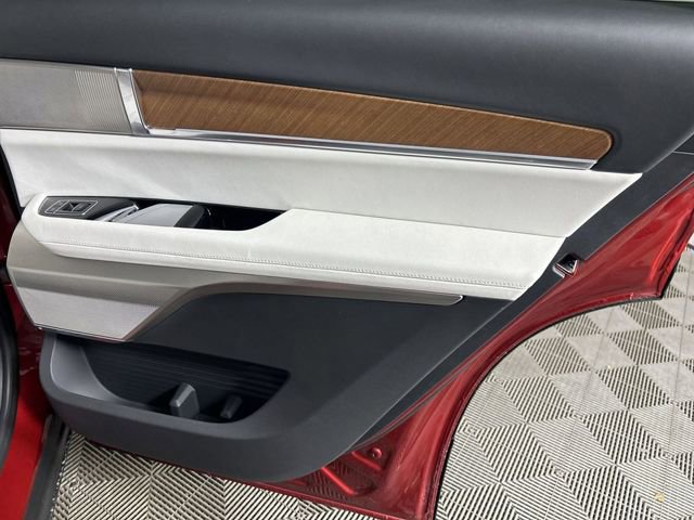 2026 Cadillac VISTIQ Sport - Photo 45