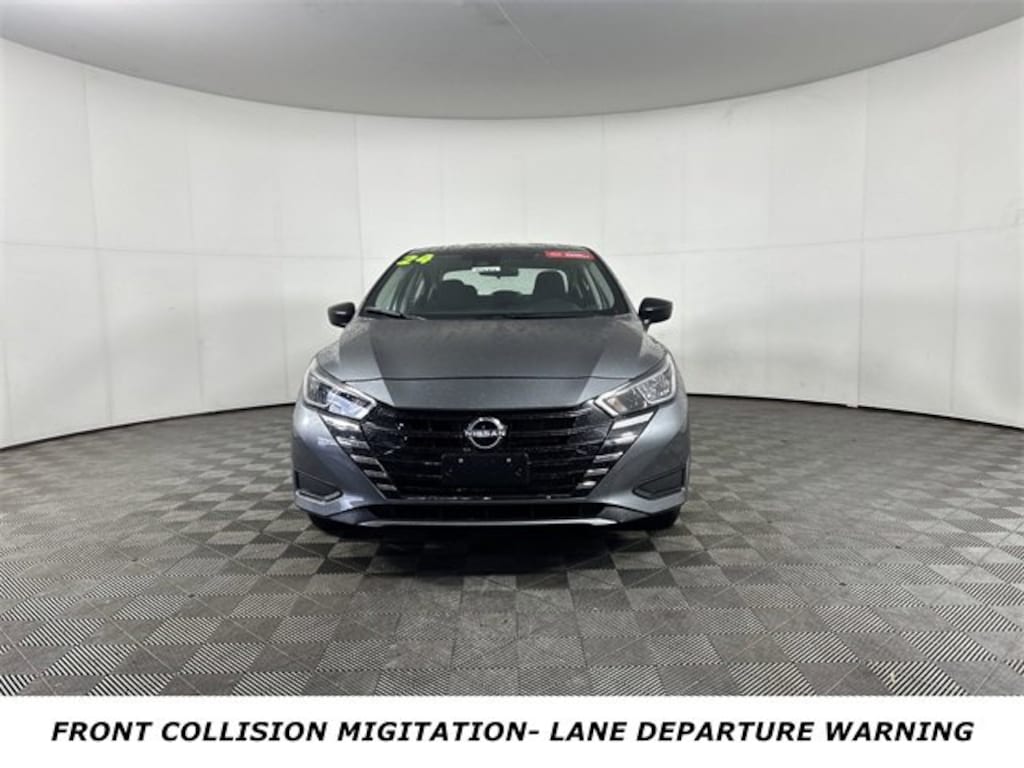 Used 2024 Nissan Versa