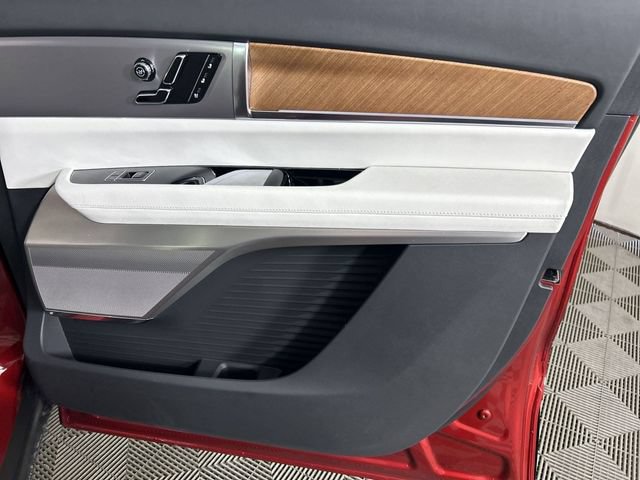 2026 Cadillac VISTIQ Sport - Photo 48