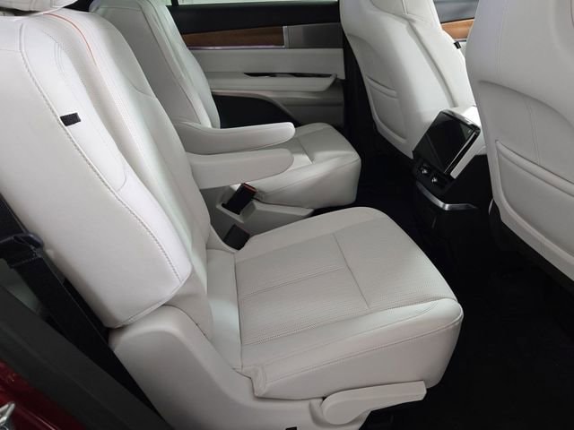 2026 Cadillac VISTIQ Sport - Photo 23