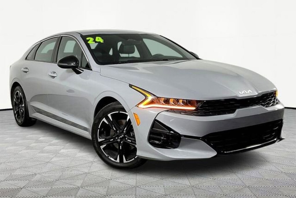 Used 2024 Kia K5