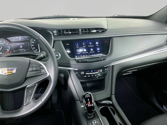 2025 Cadillac XT5 Luxury - Photo 10